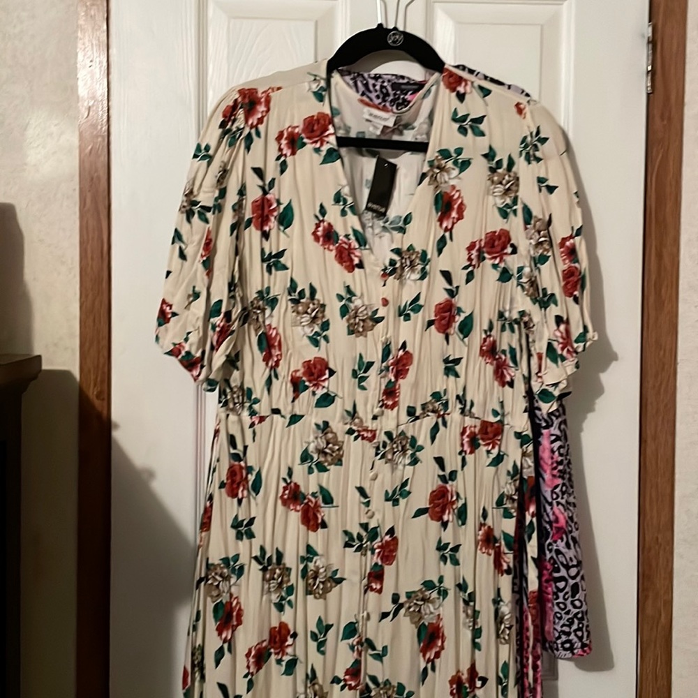 Floral dress. Beautiful.